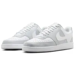 NIKE Herren Freizeitschuhe COURT VISION LO - Hochwertige NIKE Herren Freizeitschuhe COURT VISION LO in Größe 42 ½. Der Material-Mix sorgt für Komfort und Stil, ideal für sportliche Freizeitaktivitäten.