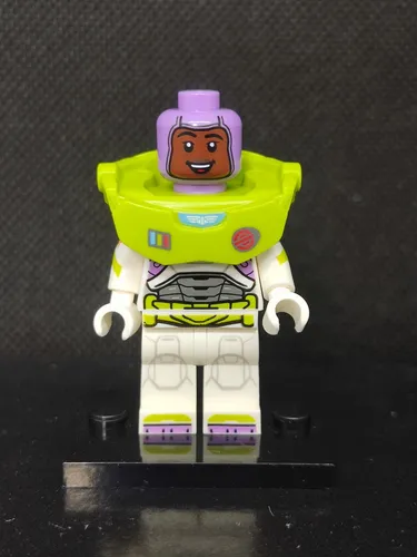Lego 74831 Lightyear Figur Izzy Hawthorne Neu dis069 ohne Zusatzkopf und Frisur