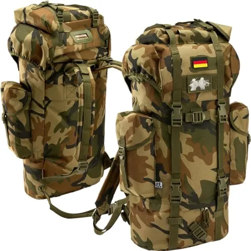BWuM Bundeswehr Kampfrucksack 65L mit Patch & Flagge - Robuster 65L Kampfrucksack für Outdoor-Aktivitäten. Mit viel Stauraum, gepolsterten Schultergurten und variablen Klettflächen für Patches. Ideal für Camping und Survival-Touren.