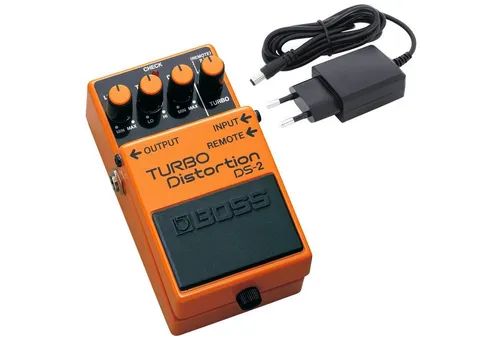 Boss DS-2 Turbo Distortion Effektgerät - Gitarren-Effektgerät mit 2 Sound-Modi für vielseitige Verzerrung, ideal für Rock-Sounds und Leads. Inklusive 9V Netzteil für sofortigen Einsatz.