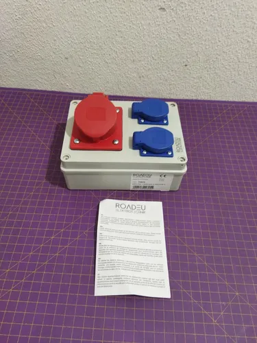 RoadEu 70809 Steckdosenverteiler 16A - Steckdosenverteiler mit 2x Schuko 230V, ideal für flexible Stromversorgung in Zuhause oder Büro, kompakt und platzsparend