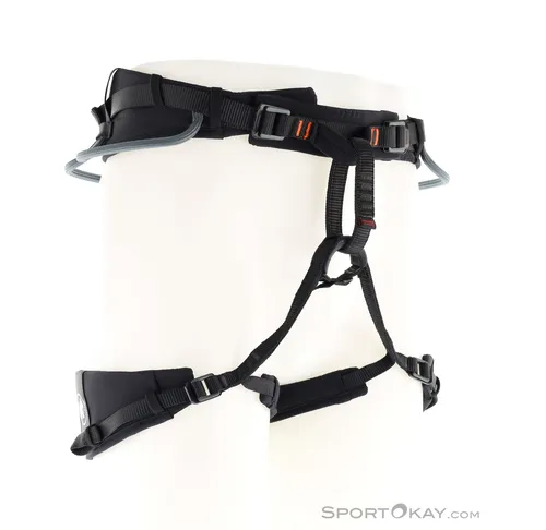 Mammut Klettergurt Ophir 4 Slide 2.0 Harness BLACK-STRATA - Vielseitiger Klettergurt für Fels und Eis mit optimaler Gewichtsverteilung dank Split-Webbing-Technologie. Ausgestattet mit praktischen Drop-Seat-Schnallen und vier stabilen Materialschlaufen für beste Organisation.