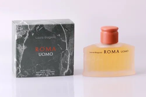 Laura Biagiotti Roma Uomo - 125ml EDT - Eau de Toilette für Herren, ein eleganter und maskuliner Duft, der zeitlose Frische und Sinnlichkeit vereint.