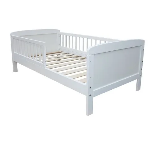 Micoland Kinderbett Juniorbett 140x70 cm umbaubar in Weiß - Robustes Kinderbett aus massivem Kiefernholz, umbaubar und mit Sicherheitsgitter für optimale Sicherheit. Ideal für das Kinderzimmer.
