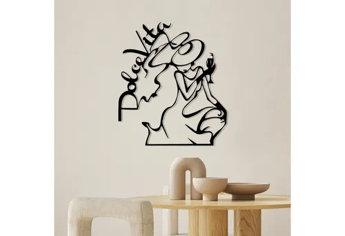 Stilvolles schwarzes Metall-Wandaccessoire, 50 x 56 cm - Wandbehang aus hochwertigem Metall im modernen Design, ideal für die Gestaltung von Jugendzimmern und als stilvolle Dekoration.