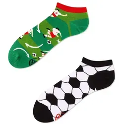 Many Mornings Sneakersocken Many Mornings Sneaker Football Fan (1 Paar, 1-Paar, 1 Paar) immrer ein dismatching Paar grün 39-42