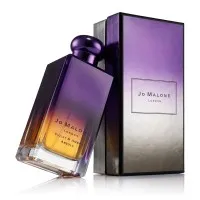 Jo Malone Violet & Amber Absolu 100ml - Unisex Duft mit einer einzigartigen Kombination aus Veilchen und Amber, ideal für besondere Anlässe und einen bleibenden Eindruck.