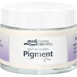 Haut in Balance Pigment Altersflecken-Reduzierer Tagespflege - Tagespflege mit LSF 20 für UV-Schutz, reduziert sichtbar Alters- und Pigmentflecken und sorgt für einen ebenmäßigen Teint.