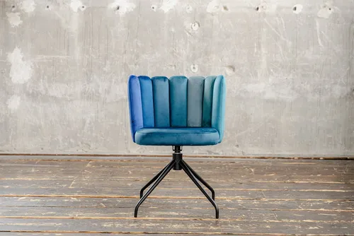 KAWOLA Esszimmerstuhl JADA Drehstuhl Velvet blau in blau von KAWOLA
