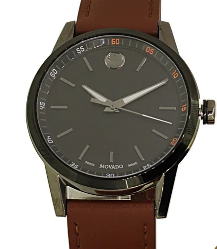 MOVADO Slim Quarzuhr - Elegante Herren Armbanduhr mit Schweizer Quarzwerk, Saphirglas und poliertem Edelstahl-Gehäuse. Ideal für stilbewusste Männer, die Qualität und Design schätzen.