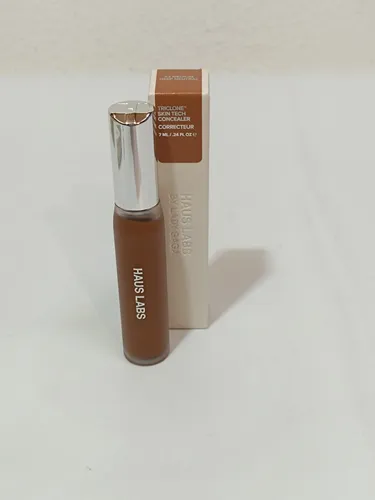HAUS LABS Triclone Skin Tech Hydrating Concealer 44 Medium Deep Neutral 7ml