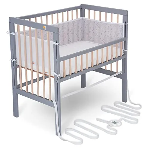 FabiMax Baby Beistellbett für Boxspringbett, TÜV geprüft 2022, inkl. Matratze und Nestchen aus Netzstoff, Buche massiv grau/Natur, Air/graue Blümchen