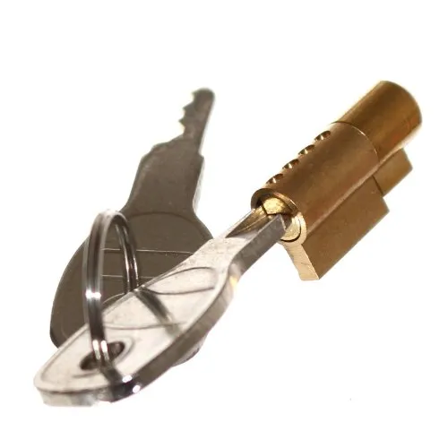 Mini Steckschloss für Anhänger Kugelkupplung - Schlösser für Anhängerkupplungen, bietet hohe Sicherheit mit Zylinderschloss und zwei Schlüsseln für optimalen Diebstahlschutz.