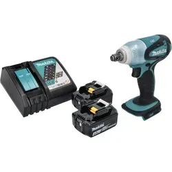 Makita DTW 251 RM Akku Schlagschrauber 18 V - Akkuschrauber mit 230 Nm Drehmoment, inklusive 2x 4,0 Ah Akkus und Ladegerät – ideal für kraftvolle Anwendungen ohne Kabelsalat.