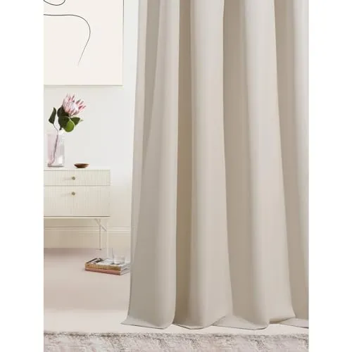 Fertigvorhang Room99 verdunkelnd beige Polyester 140x250 cm in beige von ROOM99