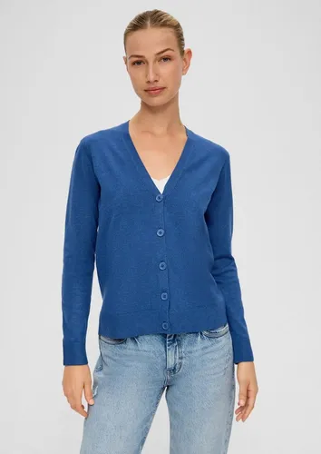 s.Oliver Strickjacke aus Viskosemix – Bequem und Stilvoll - Elastische Strickjacke im Regular Fit, weich und wärmend mit V-Ausschnitt und Ziernaht. Ideal für lässige Outfits und den täglichen Einsatz.