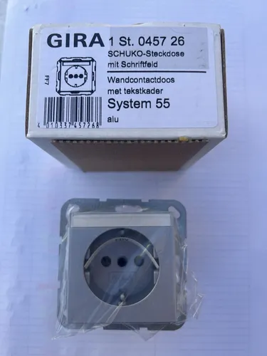 Gira 045726 SCHUKO-Steckdose mit Beschriftungsfeld System 55 Aluminium
