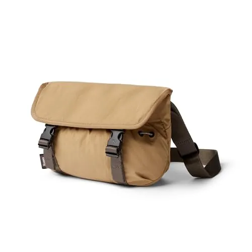 Bellroy Cinch Mini Messenger - Leichte, kompakte Umhängetasche mit wasserabweisendem Material - Messenger-Bags mit 6 Litern Volumen, ideal für den Alltag. Aus recyceltem, wasserabweisendem Stoff und bietet mühelose Organisation durch elastische und Reißverschlusstaschen.
