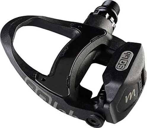 SQlab 512 Road & Triathlon Klickpedale, Schwarz, L (+8 mm) - Fahrradpedale mit 6° Auslösewinkel, ideal für Rennrad und Triathlon. Ergonomische Fußstellung dank verlängerter Achse, verhindert einseitige Belastung und fördert Komfort beim Fahren.