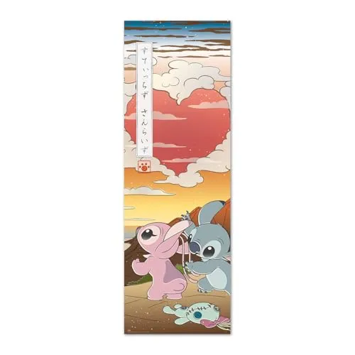 Grupo Erik Poster Türposter Disney Stitch Poster Covers Kunstdruck - Deko Wohnzimmer oder Deko Schlafzimmer - Deko Zimmer - Größe : 53 x 158 cm - Offizieller Disney Stitch Fanartikel