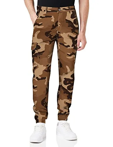 URBAN CLASSICS Cargohose Urban Classics Herren Camo Cargo Jogging Pants 2.0 - Wanderhosen mit praktischem Design: Die camo cargo jogging pants 2.0 bieten großzügige Taschen und einen bequemen Schnitt für maximale Bewegungsfreiheit.