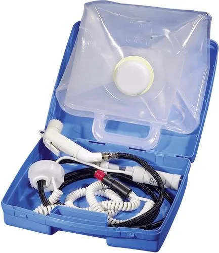 Comet 8620.01.1020 Camping Dusche 20l - Caravan-Zubehör, handlicher Kunststoffkoffer und vielseitig einsetzbar mit 12 Volt Anschluss – perfekt für Camping und unterwegs.