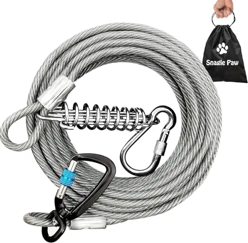 Hofleine für große Hunde - 9 Meter Tie Out Cable - Tie-Out Leinen für Hunde, ideal für große Hunde bis 350 lbs, mit stoßdämpfender Feder und rostfreier Aluminium-Schnalle für zusätzliche Sicherheit und Bewegungsfreiheit im Freien.