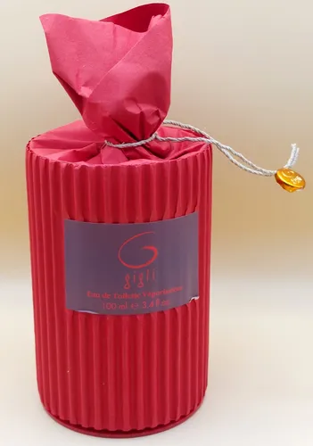 ROMEO GIGLI G DE GIGLI - 100 ML Eau de Toilette - Damenparfüm mit 100 ml Inhalt, verleiht ein unvergessliches Dufterlebnis für jeden Anlass.