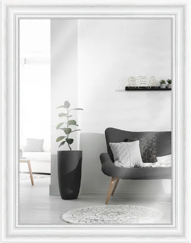 WANDStyle Wandspiegel H390, Weiß gemasert aus Massivholz - Eleganter Wandspiegel im Landhausstil, gefertigt aus hochwertigem Massivholz. Ideal für jeden Raum, sorgt er für eine ansprechende Atmosphäre und ist einfach zu montieren.