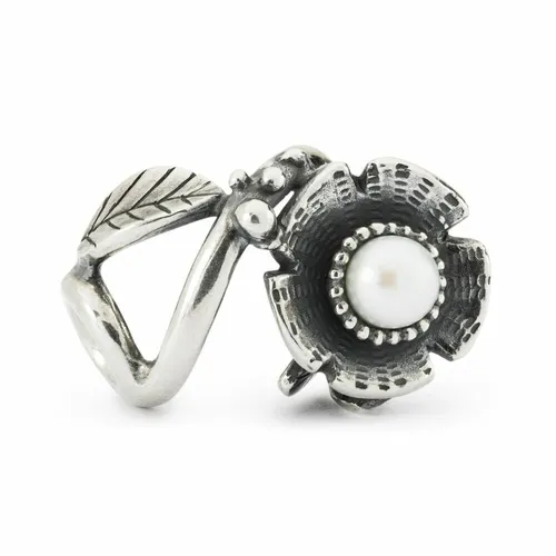 TROLLBEADS Ranke Blumen Charm-Anhänger - Bunter Charm-Anhänger aus Leder, ideal für die individuelle Gestaltung Ihres Armbands und ein echter Blickfang für jede Gelegenheit.