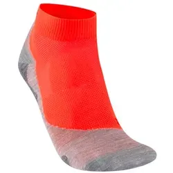 FALKE RU5 SHORT LAUFSOCKEN Herren Rot 39-41 - Sportbekleidung für Wettkämpfer: Leichte Polsterung für direkte Kraftübertragung, Meshzonen für Kühlung und optimaler Sitz für maximale Leistung.