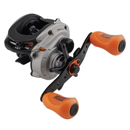ABU GARCIA Max STX Low Profile Baitcast Rolle - Hochwertige Angelrolle mit 5 Edelstahlkugellagern und MagTrax Bremssystem für präzise Würfe und hohe Leistung beim Angeln.