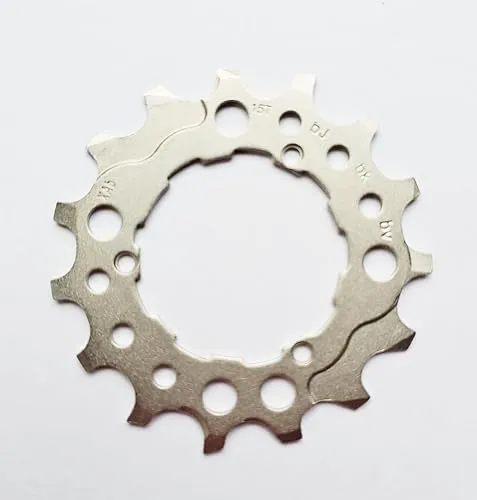 Shimano Unisex Y1ys15000 CS-M5100 Ritzelrad 15T, Silber von Shimano