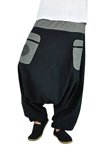virblatt Aladinhose Damen aus 100% Baumwolle – Bequeme Haremshose in Schwarz - Die Aladinhose aus 100% Baumwolle bietet hohen Tragekomfort und ist ideal für den Alltag. Mit elastischem Hüftbund, Reißverschlusstaschen und handgesticktem Mandala vereint sie Stil und Funktionalität.
