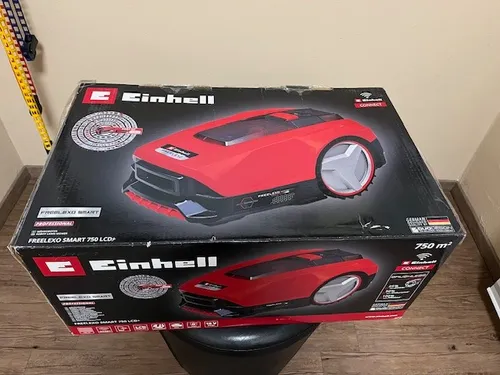 Einhell Mähroboter FREELEXO SMART 750 LCD+ - 3413811 - Mähroboter für Rasenflächen bis 750 m², mit LCD-Display und intelligentem Mähsystem für effizientes und zeitsparendes Rasenmähen.