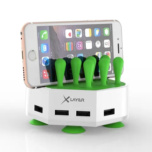 XLayer Family Charger Mini, 4-Port USB-Ladegerät in grün-weiß - Kompaktes 4-Port USB-Ladegerät für die gleichzeitige Aufladung mehrerer Geräte. Ideal für Zuhause oder unterwegs, sorgt für effizientes Laden ohne Platzprobleme.
