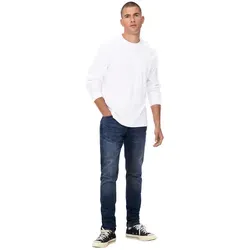 ONLY & SONS Herren Jeans ONSLOOM Slim 3030 - Slim Fit in Blau - Stylische Slim Fit Jeans für Herren von Only & Sons, ideal für jeden Anlass. Aus 98% Baumwolle und 2% Elasthan für optimalen Tragekomfort und Bewegungsfreiheit.