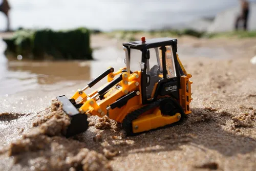 Tomy Britains - JCB 1 CXT Die-Cast Modell - Hochwertiges Spielzeugauto für Kinder ab 3 Jahren, detailgetreu und ideal für kleine Bauarbeiter.