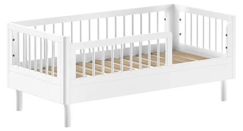 Juniorbett 70x140 Keeley aus massiver Buche in Weiß - Massives Juniorbett aus europäischer Buche, ideal für Kinder. Mit seitlichem Einstieg und Absturzschutz bietet es Sicherheit und Komfort. Lieferung inklusive Lattenrost für stabilen Schlaf.