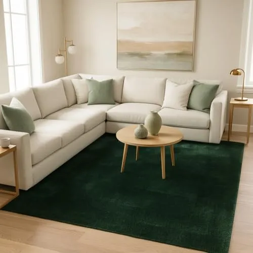 Pergamon Fellteppich Pearl, Dunkelgrün, 80x150 cm - Weicher Kunstfellteppich aus hochwertigem Polyester, ideal für Wohn- und Schlafbereiche. Der edle Flor sorgt für eine gemütliche Atmosphäre. Hergestellt in einem zertifizierten Betrieb und schadstoffgeprüft.