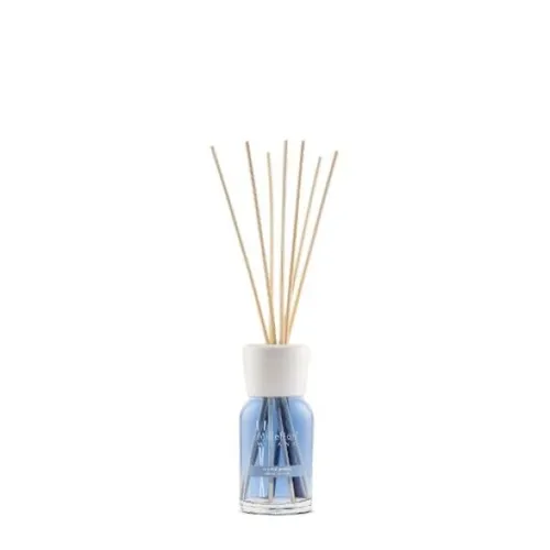 Millefiori Milano Reed Diffuser 100 ml - Crystal Petals - Düfte & Aromen, verleiht jedem Raum einen blumigen Duft und sorgt für eine entspannende Atmosphäre.