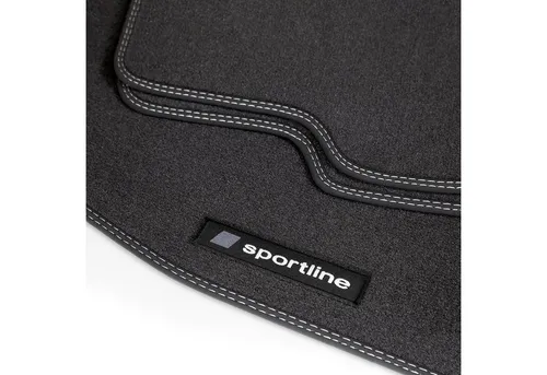 Fußmatten Sportline für Audi A3 8P 8PA Sportback Limo S-Line - Premium Velours Fußmatten im Set (4 Stück) für Audi A3 8P/8PA, passgenau und antirutsch, ideal für einfachen Einbau und einfache Reinigung.