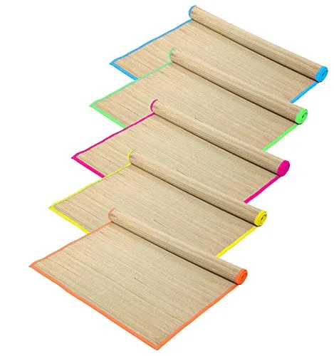 HAC24 5X Strohmatten - Farbiges Set für Strand und Camping - 5 Stück farbige Bastmatten, ideal für Strand, Baggersee oder als Schlafsack-Unterlage beim Camping. Größe: 175 x 60 cm, leicht und praktisch für unterwegs.