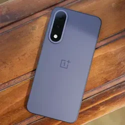 OnePlus Nord 5 5G - 12GB RAM, 512GB Speicher, Phantom Grey - Smartphone mit 5G Unterstützung, beeindruckendem 12GB RAM für flüssiges Multitasking und 512GB Speicher für all deine Apps und Medien.