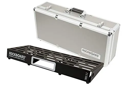 RockBoard TRES 3.2 mit Etui - Gitarren-Effektgeräte: Aluminium-Pedalboard mit Flight Case für 7-12 Effekte, slotted surface für einfache Montage und integrierter Halterung für Rockboard LED Light.
