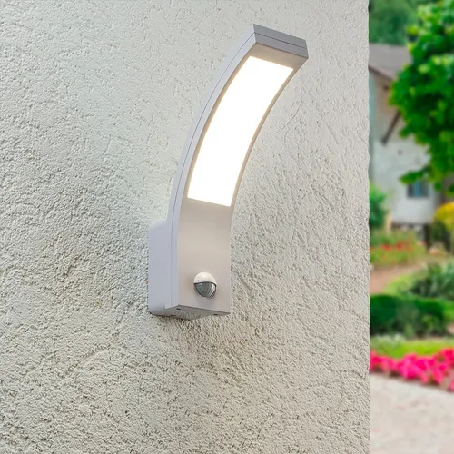 LED Wandleuchte Außenleuchte Curve 15W mit Sensor - Lampen für den Außenbereich, energieeffizient mit integriertem Bewegungsmelder für maximale Sicherheit und Komfort.
