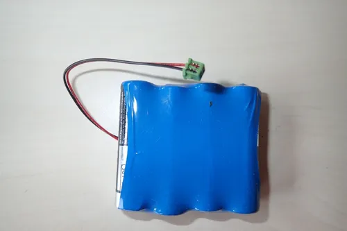 Batteriepack kompatibel zu Messerschmitt 6VQ-02 6 Volt F4x1 mit Stecker JST