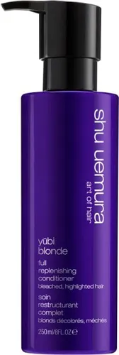 Shu Uemura Yubi Blonde Full Replenishing Conditioner 250ml - Conditioner für blondiertes, gesträhntes sowie graues Haar, mit leichter Textur für schwerelose Pflege und seidige Geschmeidigkeit. Angereichert mit weißer Pfingstrose für kühle Schönheit und intensive Haarpflege.