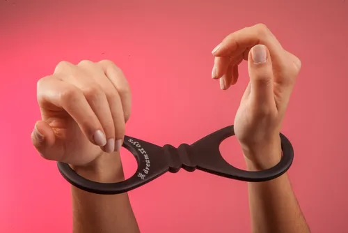 XX-DREAMSTOYS Silikonhandfessel schwarz - Erotikzubehör