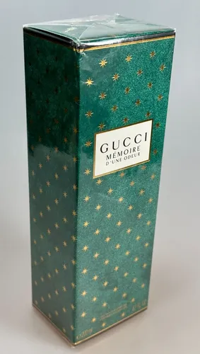 Gucci Mémoire d'une Odeur Shower Gel 200 ml - Luxuriöses Duschgel mit mineralisch-aromatischem Duft, vereint Römische Kamille und Korallenjasmin für ein unvergessliches Dufterlebnis in Ihrer Pflegeroutine.